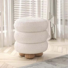 Nordic round white boucle sherpa chair in a cozy and stylish design for your living room or bedroom