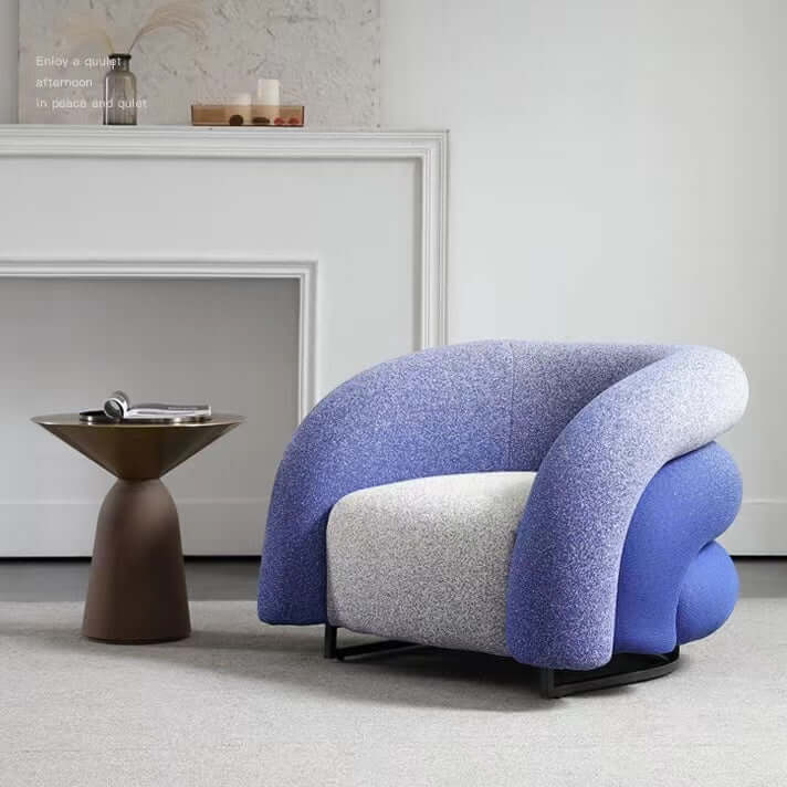 Blue and black gradient boucle sherpa accent chair with cozy lounge sofa design main product image メイン画像