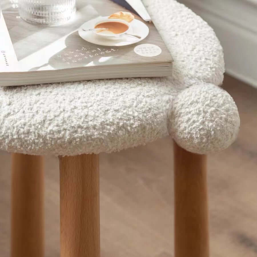 エレガントな美容ルーチンのためのホワイト/アイボリーメイクアップバニティスツール サブ画像