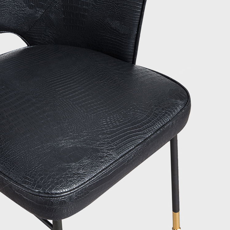 NO&CO Juego de 2 sillas altas de piel sintética, taburetes de bar con  respaldo ergonómico de piel sintética naranja y pies de metal negro para  comedor